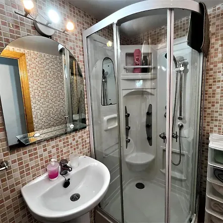 Appartamento Vis5 - Estudio Con Wifi, Fire Stick Amazon, Centro A 5 Minutos, Playa A 900 Metros Torremolinos